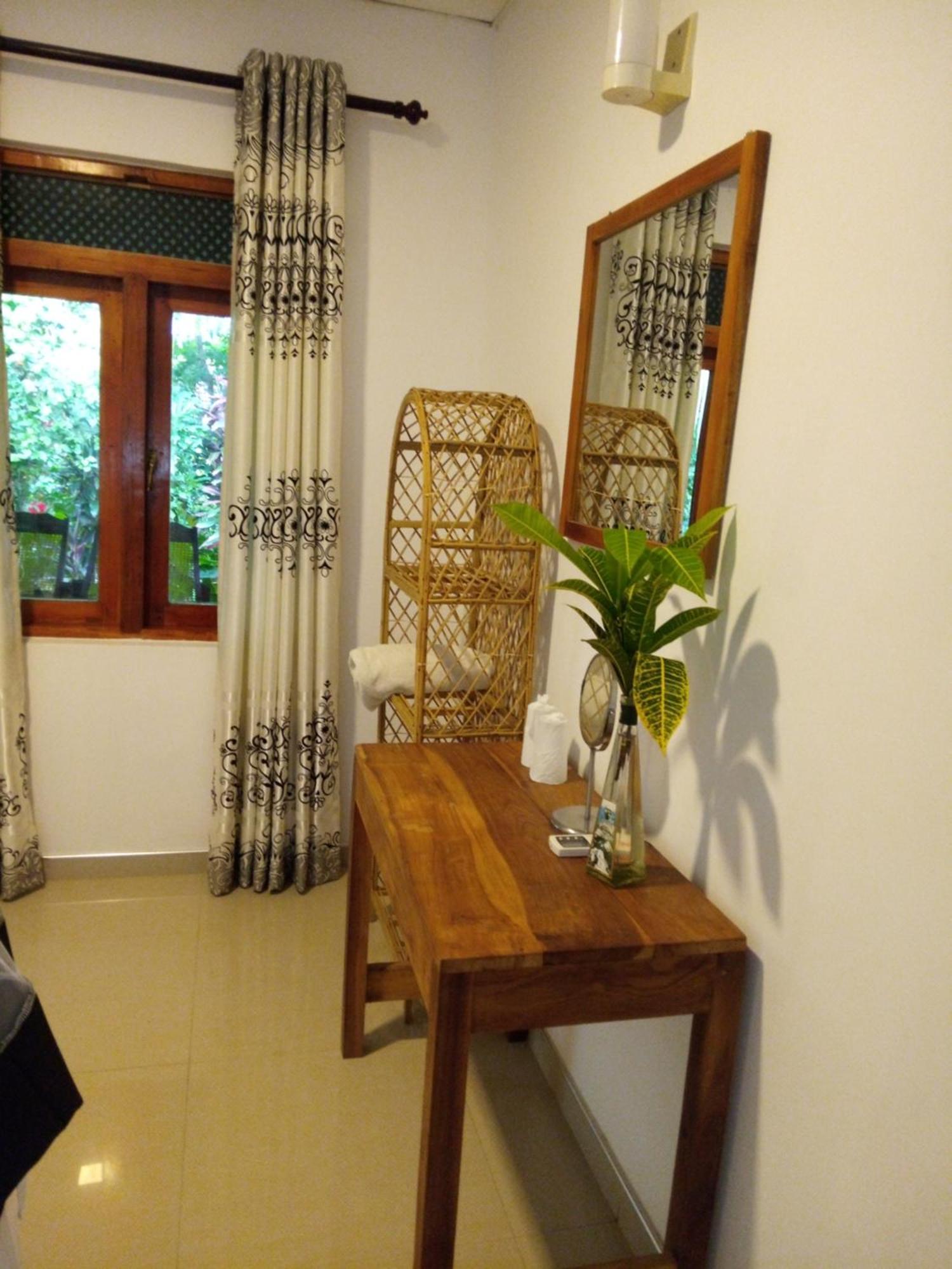 Sansala Guesthouse & Restaurant Тангалле Номер фото