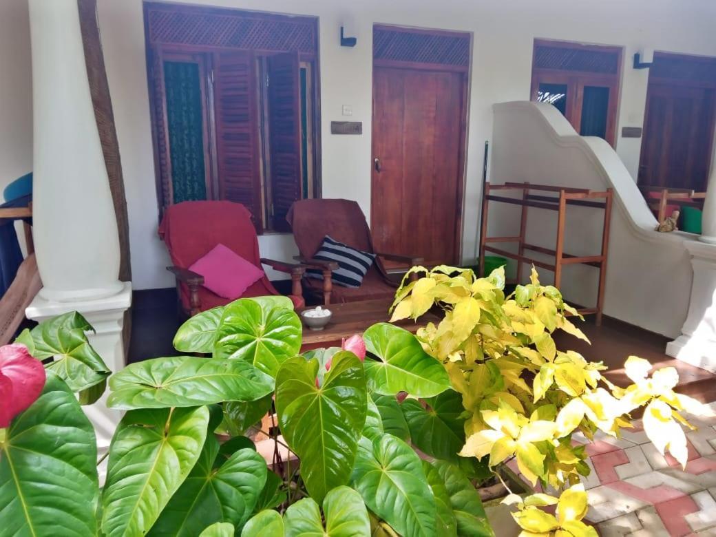Sansala Guesthouse & Restaurant Тангалле Номер фото